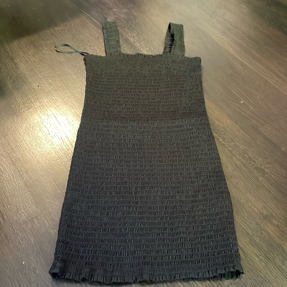 NWOT Forever 21 black mini dress size M medium ruching body